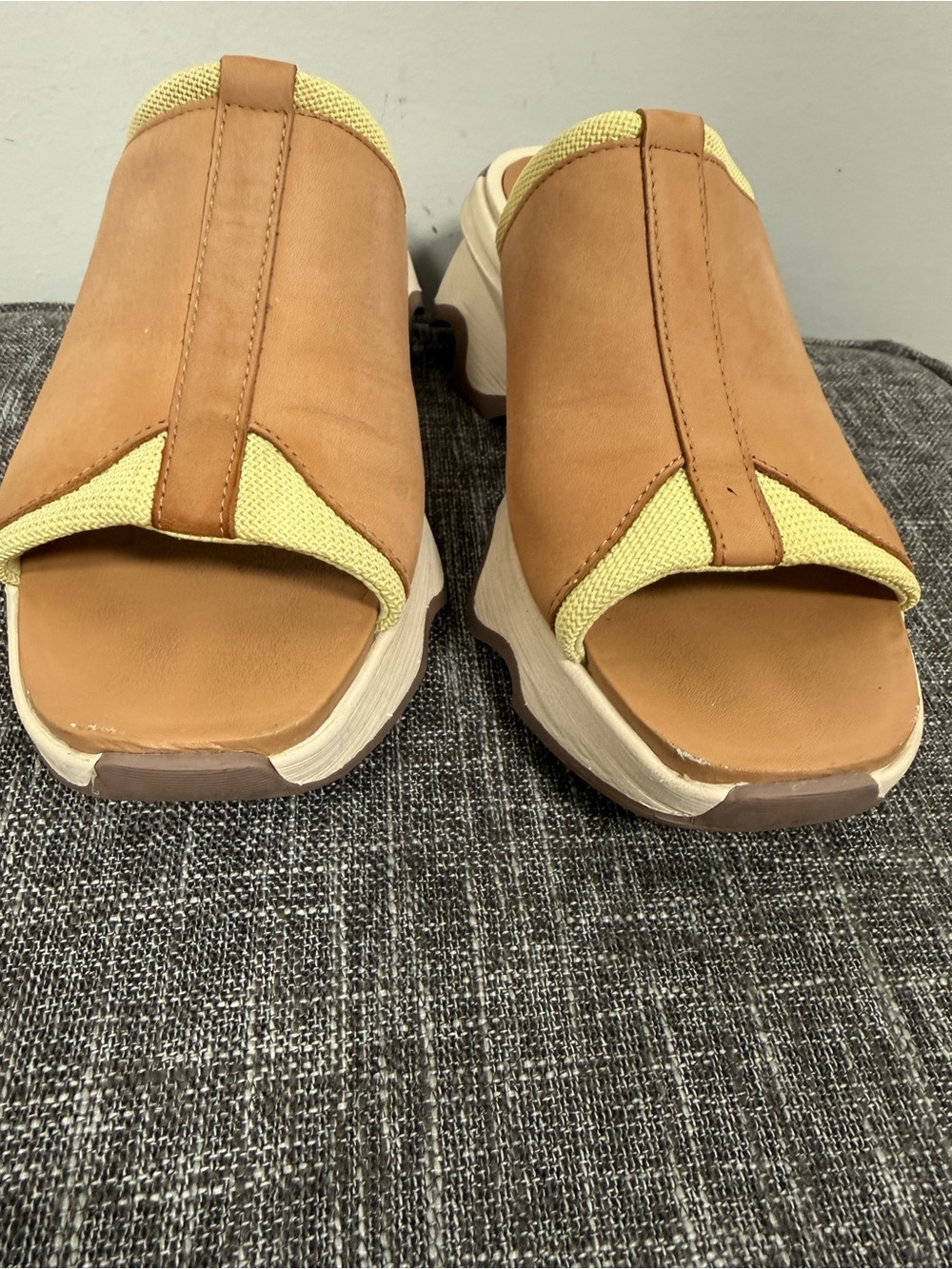Sorel Women's Kinetic Impact Slide High Sandals, Size 8, Great Condition - Picture 9 of 10